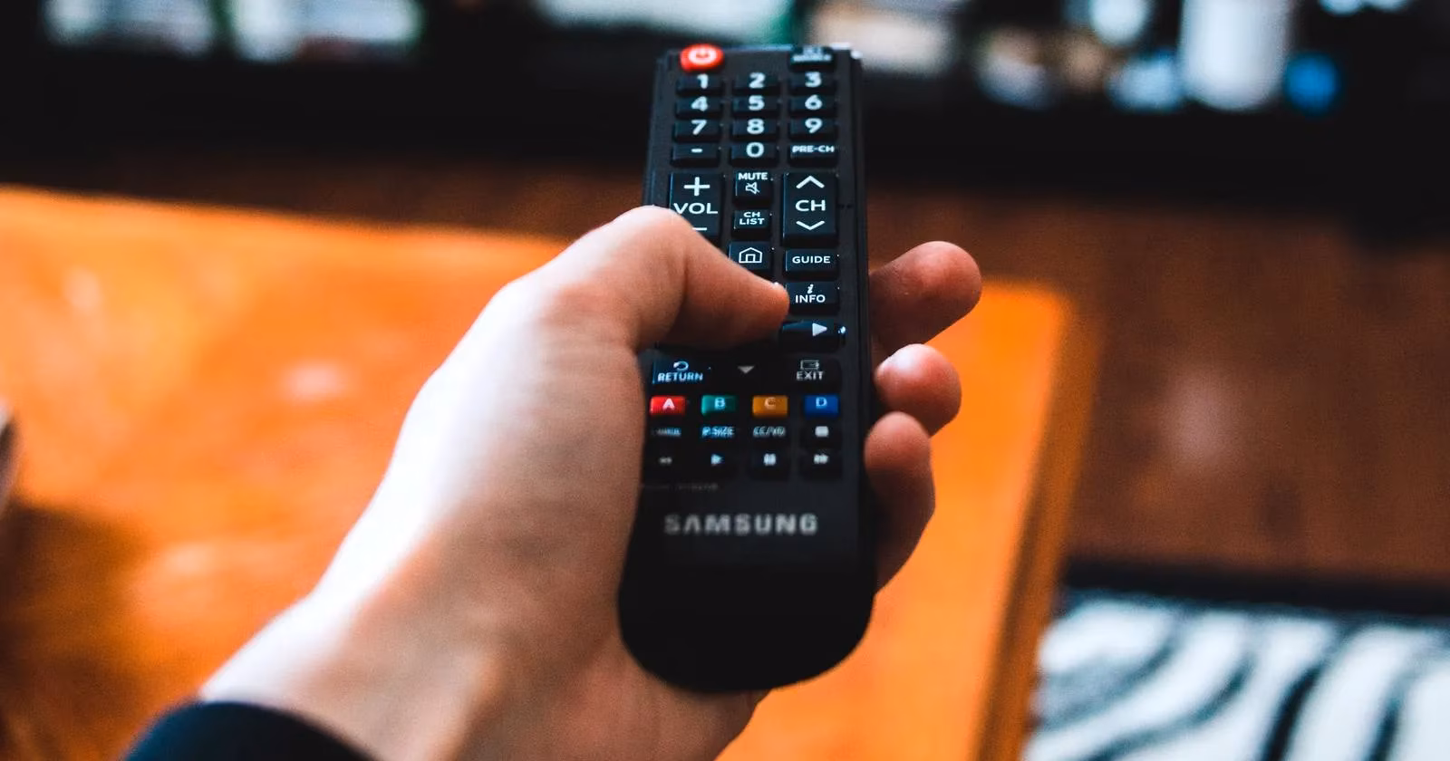 how-remote-controls-work-ir-rf-and-their-2026-relevance-image-0