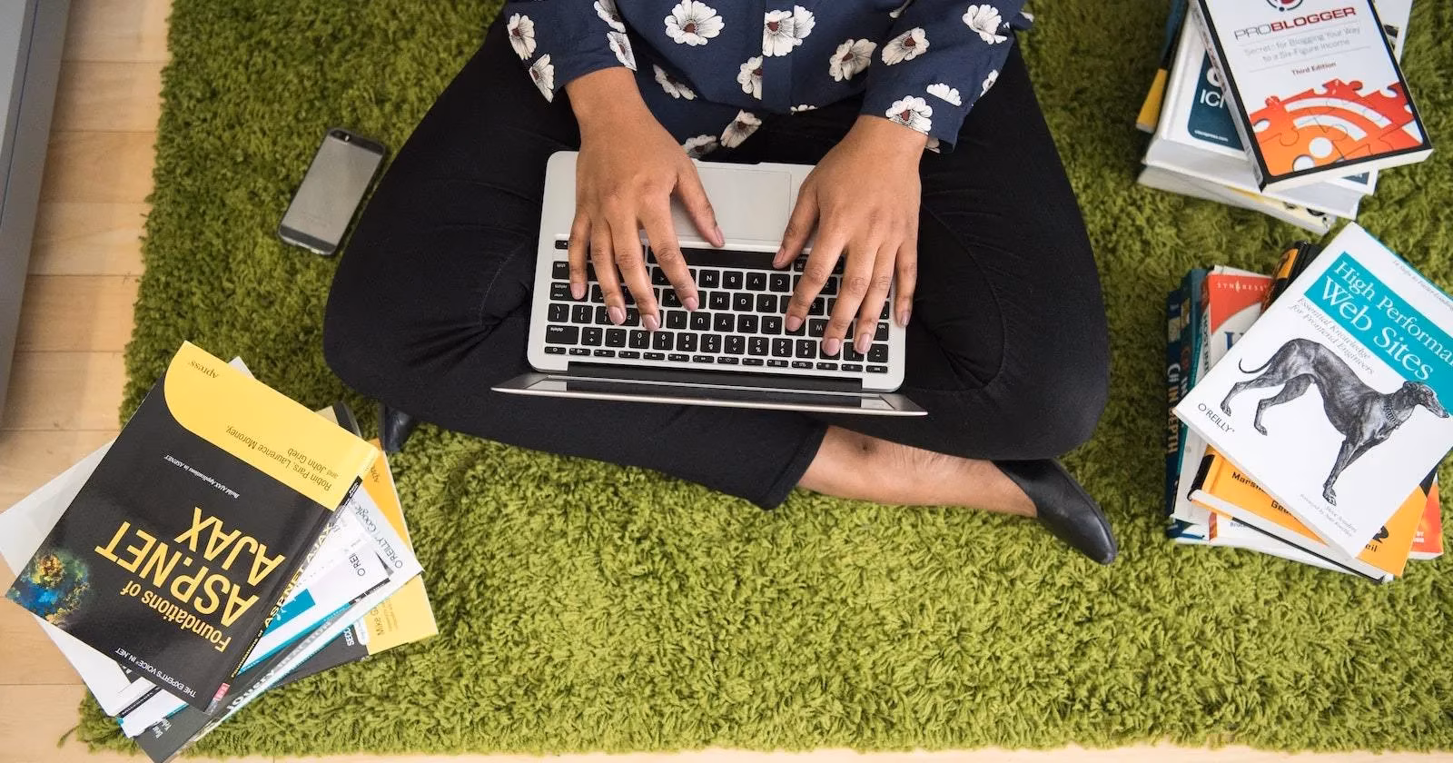 my-2026-digital-reading-squad-apps-that-turned-me-from-a-book-procrastinator-to-a-page-turning-machine-image-0