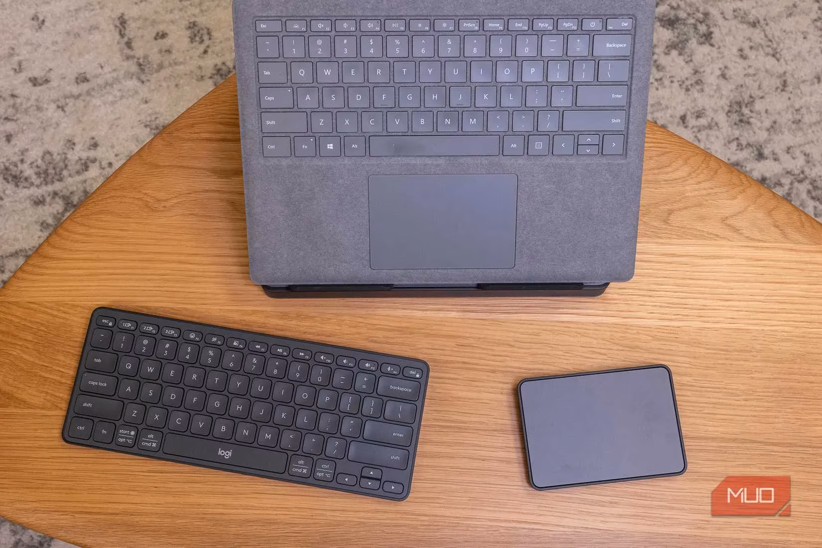 the-logitech-casa-pop-up-desk-a-premium-yet-niche-all-in-one-laptop-companion-for-2026-image-1